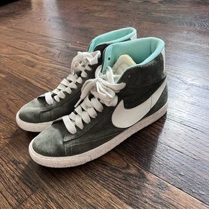 Womens high top Nikes